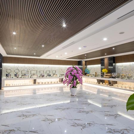 Miracle Luxury Nha Trang 호텔 외부 사진
