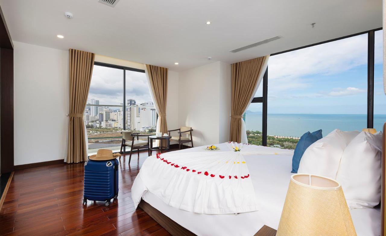 Miracle Luxury Nha Trang 호텔 외부 사진