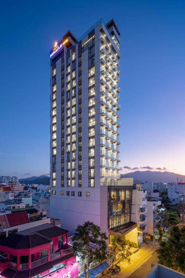 Miracle Luxury Nha Trang 호텔 외부 사진