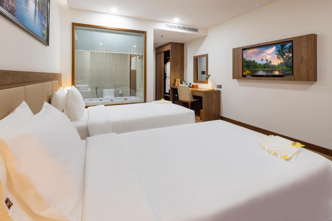 Miracle Luxury Nha Trang 호텔 외부 사진