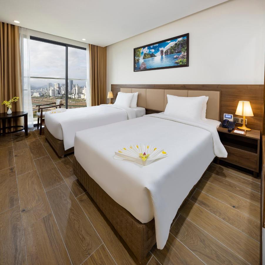 Miracle Luxury Nha Trang 호텔 외부 사진