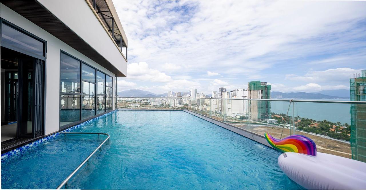 Miracle Luxury Nha Trang 호텔 외부 사진