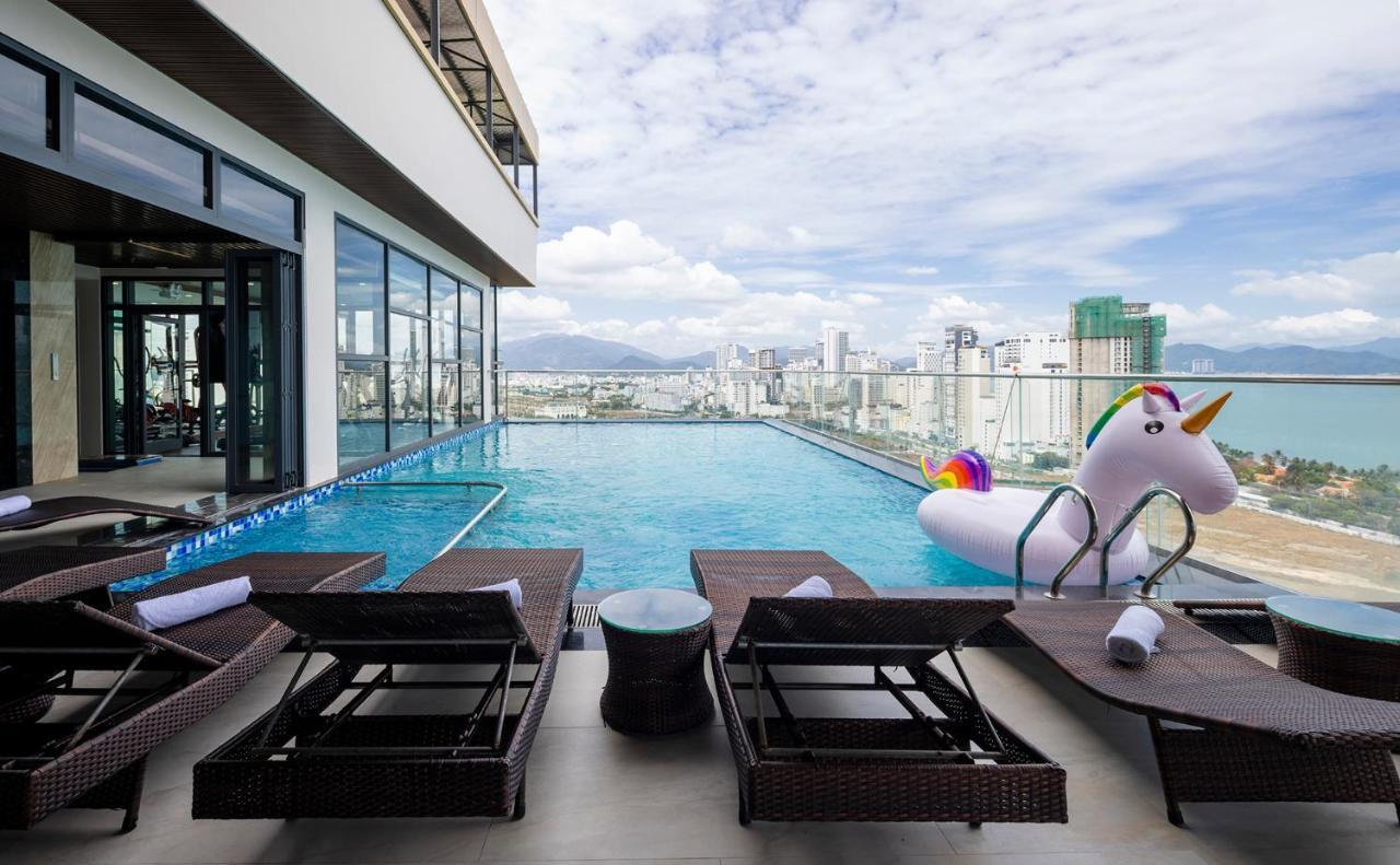 Miracle Luxury Nha Trang 호텔 외부 사진