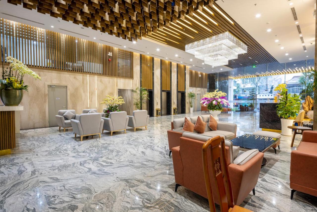 Miracle Luxury Nha Trang 호텔 외부 사진