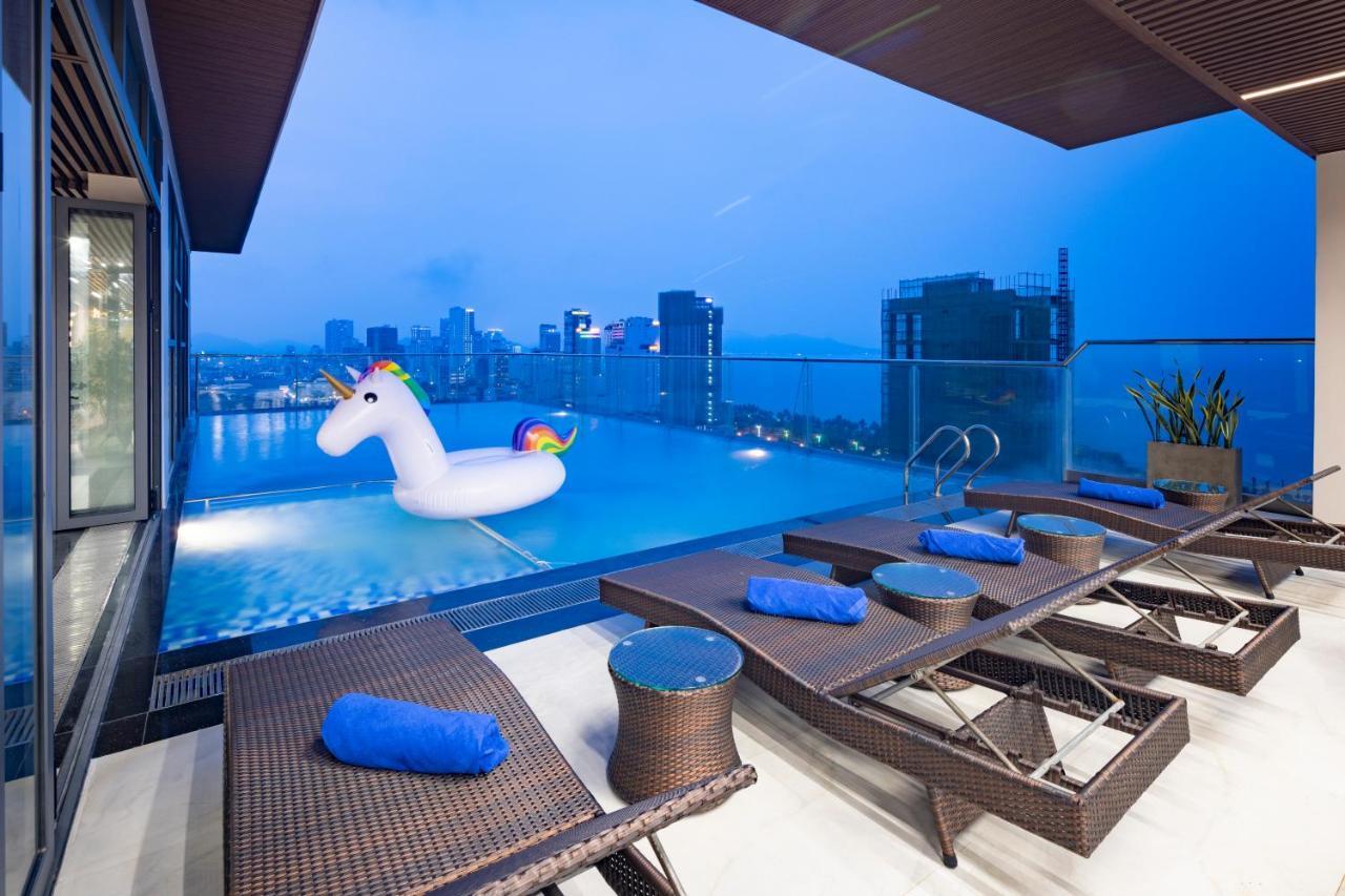 Miracle Luxury Nha Trang 호텔 외부 사진