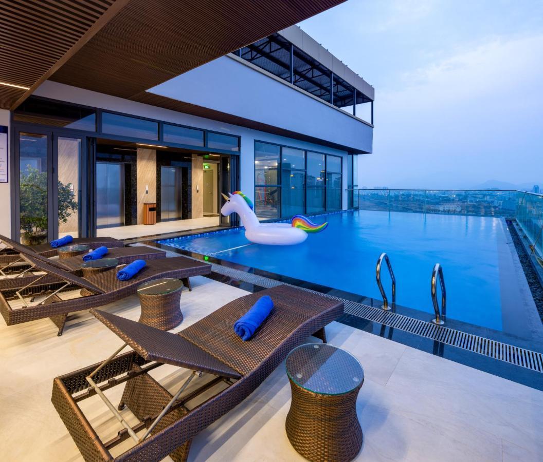 Miracle Luxury Nha Trang 호텔 외부 사진